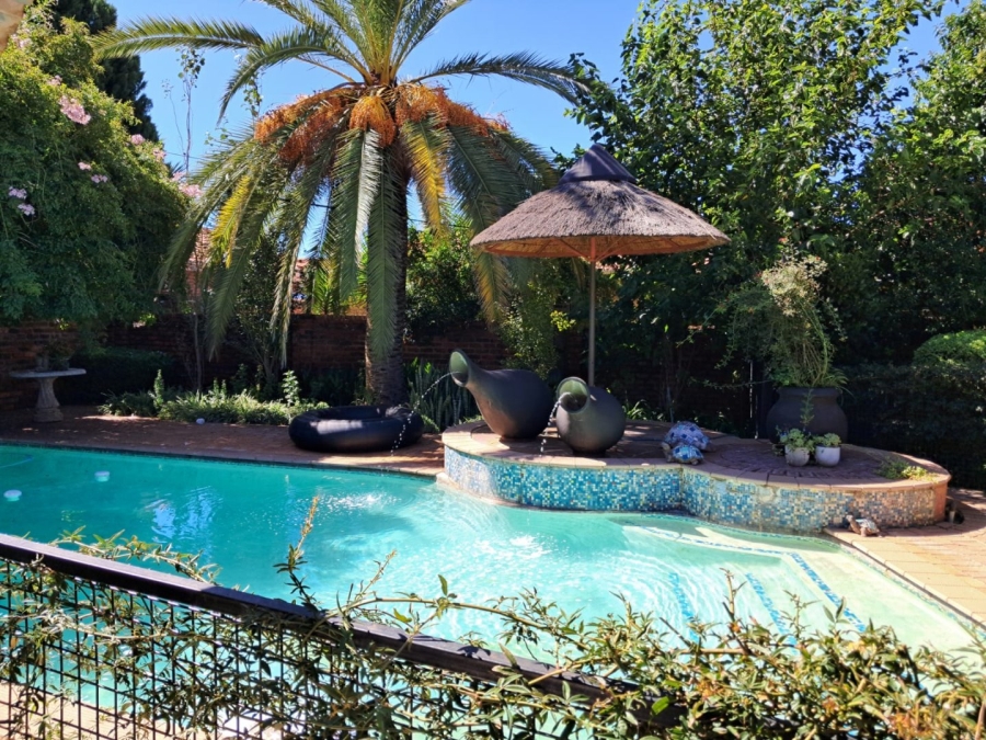 4 Bedroom Property for Sale in Hillcrest Northern Cape